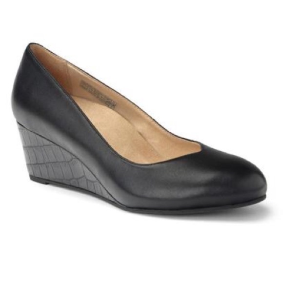 vionic antonia womens leather wedge
